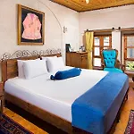 Aja Cappadocia Cave Hotel 3*