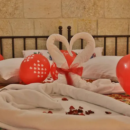 Aja Cappadocia Cave Hotel 3*