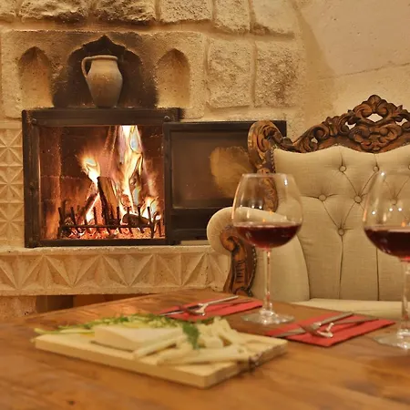 Aja Cappadocia Cave Hotel 3*