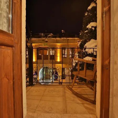 Aja Cappadocia Cave Hotel 3*