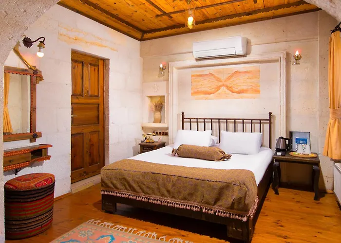 Aja Cappadocia Cave Hotel 3*