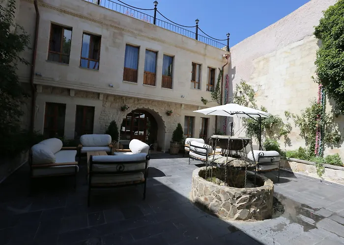 Aja Cappadocia Cave Hotel 3*
