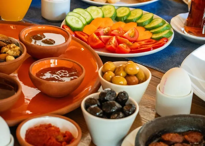 Aja Cappadocia Cave Hotel 3*